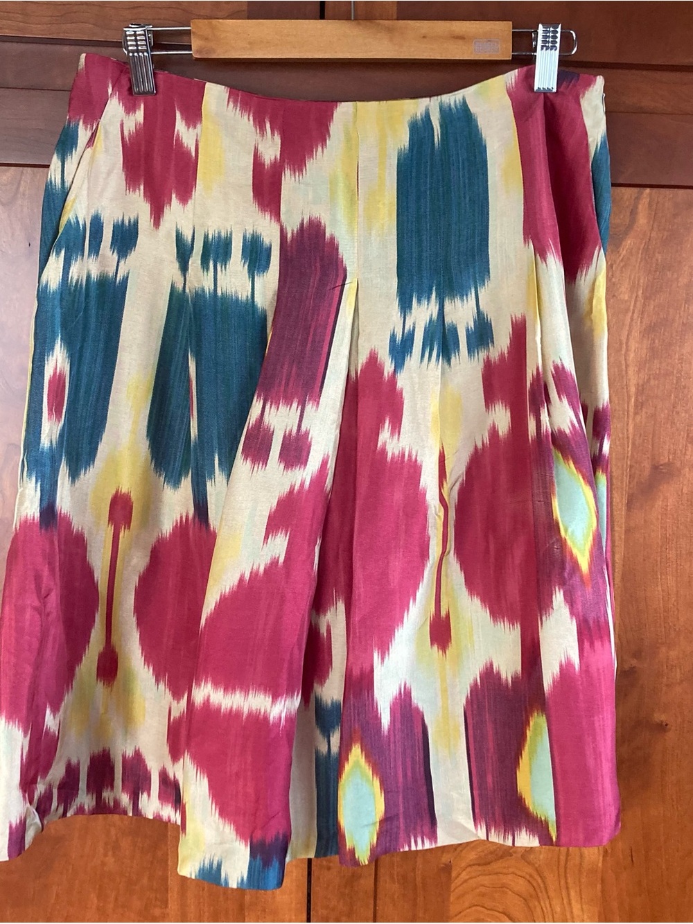 Lauren Ralph Lauren 100% silk skirt Southwest Print, burgundy/teal/yellow. Sz 8